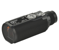E3FA-RP21 REFLEKTÖRDEN YANSIMALI SENSÖR LED M18 10-30VDC PNP NA&NK 4M M12 KONNEKTÖRLÜ