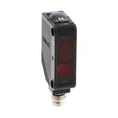E3Z-LS86 Omron Fotoelektrik Sensör Cisimden Yansımalı Arka Fon Bastırmalı