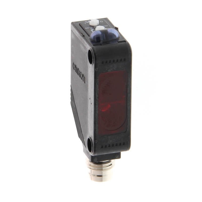 E3Z-D86 CİSİMDEN YANSIMALI SENSÖR LED KÖŞELİ GÖVDE 24VDC PNP NO&NC 100mm ALGILAMA M8 4 PİN KONEKTÖR