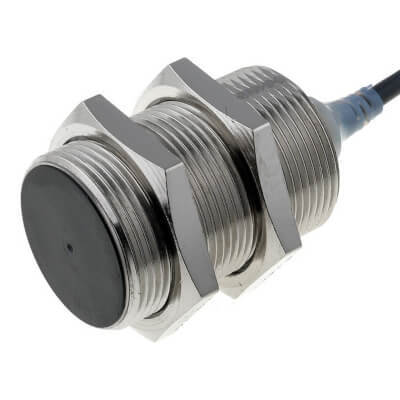 E2A-M30KS15-WP-D1 2M ENDÜKTİF SENSÖR M30 24VDC NO 15mm 2MT KABLOLU